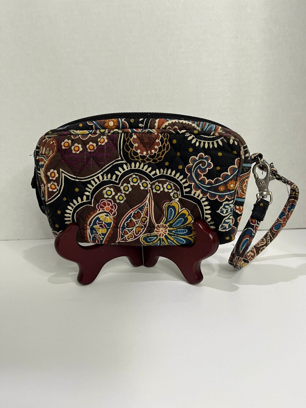 Vera Bradley Retired Kensington Pattern Wristlet